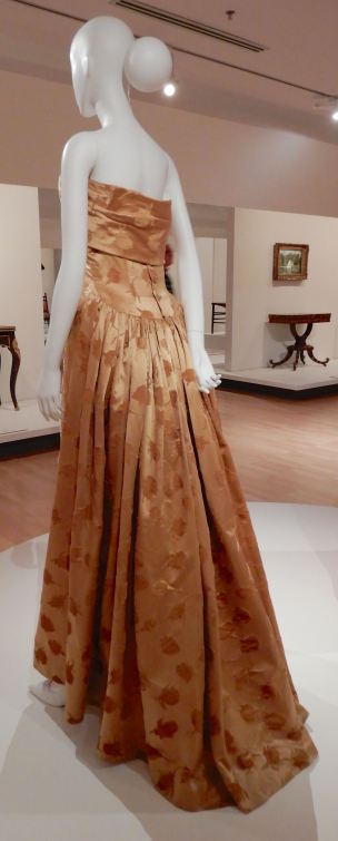 54.Balenciaga, ball gown 1955